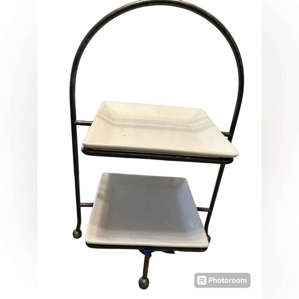 Porcelain palm appetizer set up